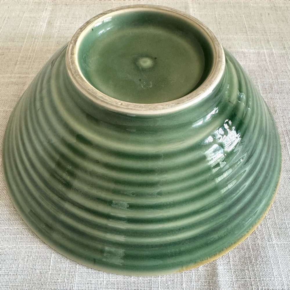 Handmade Ceramic Bowl. Green and Brown with Leaf Design / Glaze Shine. No Chips! - Picture 4 of 12